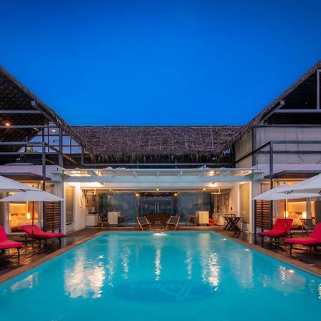 Stayvista At The Rain - River Villa With Infinity Pool Alappuzha المظهر الخارجي الصورة