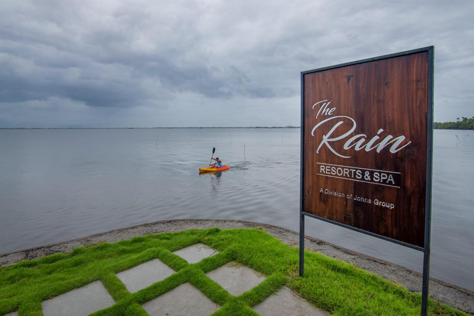 Stayvista At The Rain - River Villa With Infinity Pool Alappuzha المظهر الخارجي الصورة